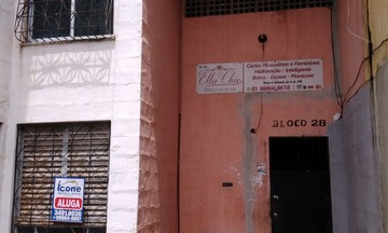 Aluga-Se Apartamento...