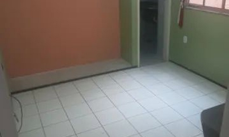 Ótima Casa No Jardim...
