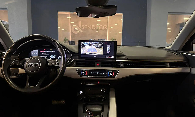 Audi A4 Prestige Plu...