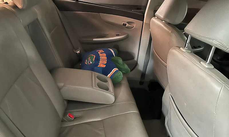 Toyota Corolla Gli 1...