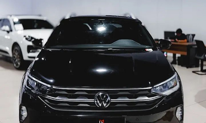 Volkswagen Nivus Hig...