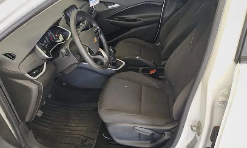 Chevrolet Onix Plus ...