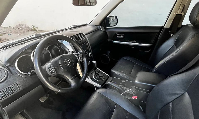 Suzuki Grand Vitara ...