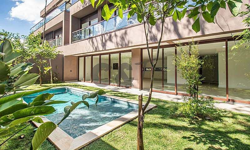Casa De Condominio -...
