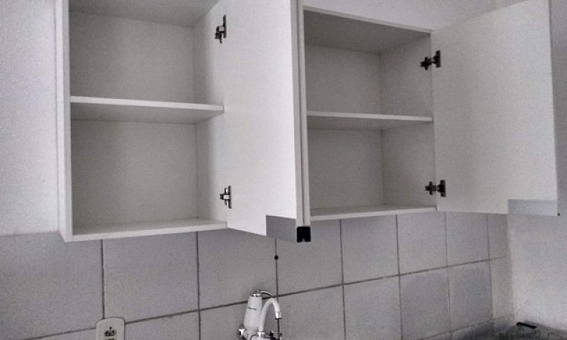 Alugo Kitnet Mobilia...