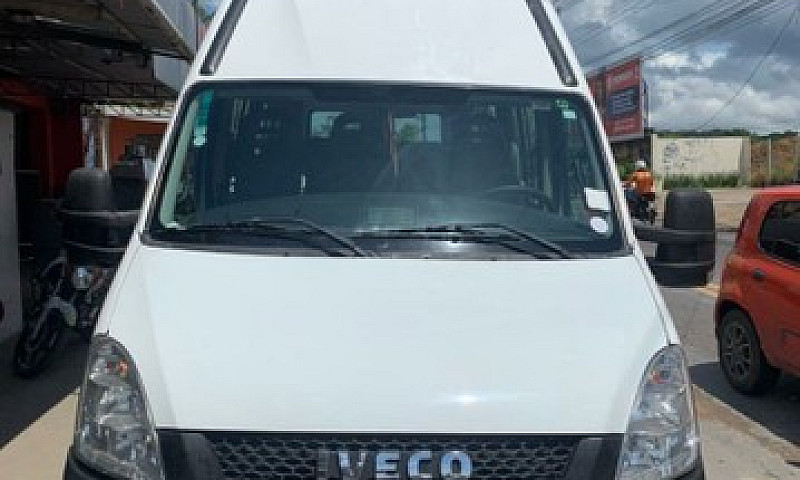 Van Iveco Daily 45S1...