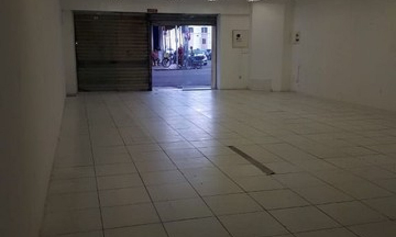 Prédio Comercial Par...