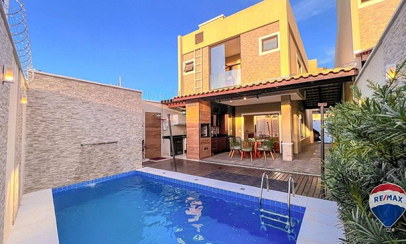 Casa Com 3 Dormitóri...