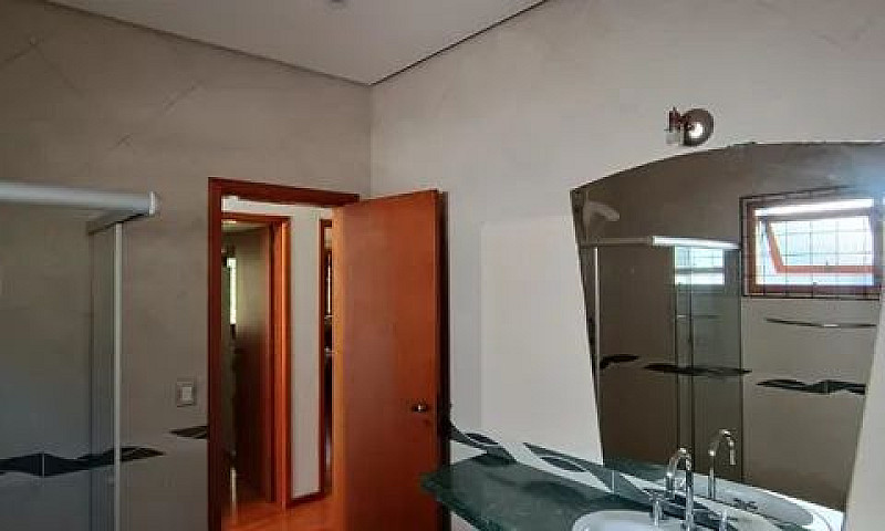 Mansão Acacia...