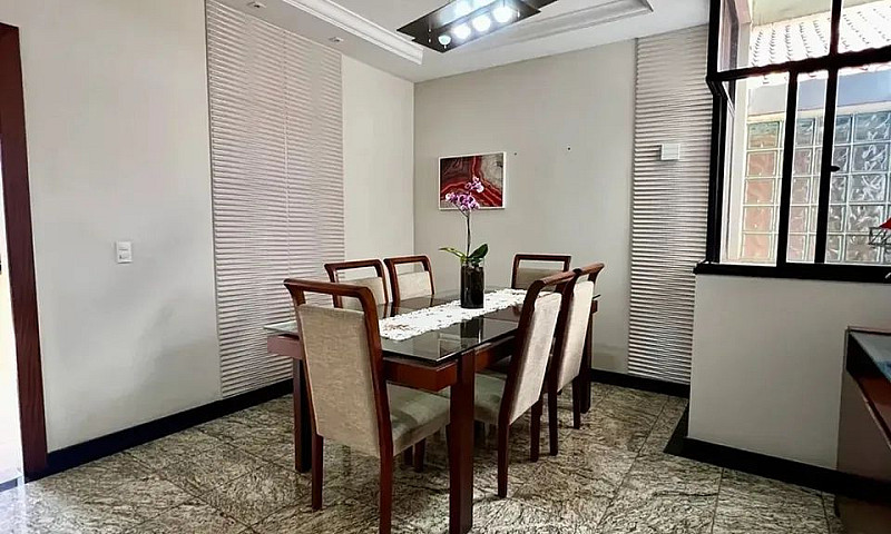 Casa Vera Cruz, Cari...