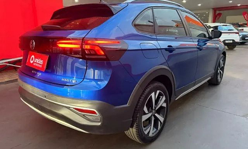 Volkswagen Nivus Hig...