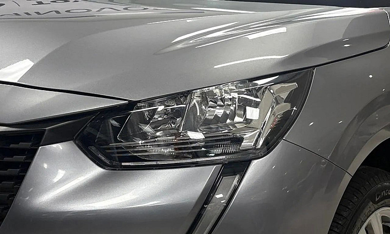 Peugeot 208 Active 1...