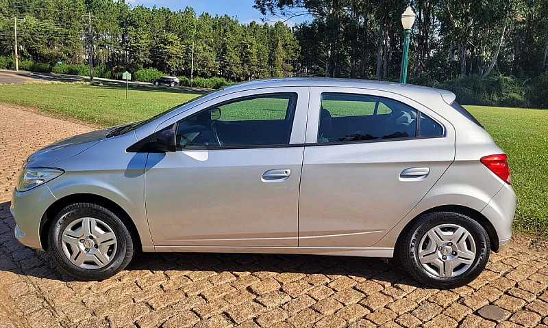 Chevrolet Onix Hatch...