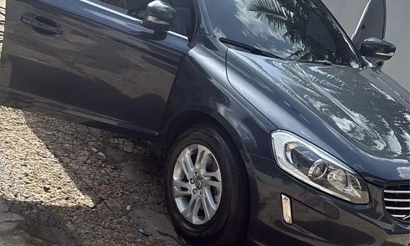Volvo Xc 60 T-5 Kine...
