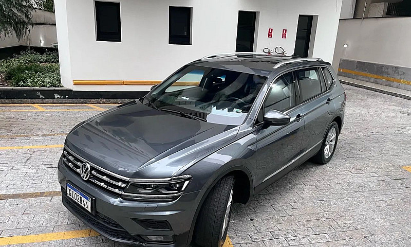 Volkswagen Tiguan Al...