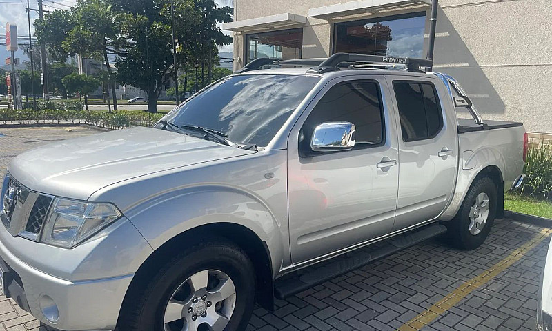 Nissan Frontier Se/S...