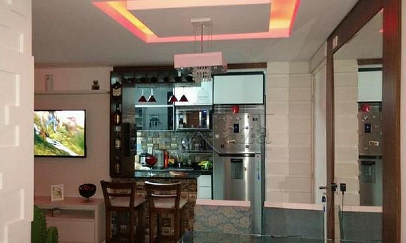 Apartamento / Padrão...