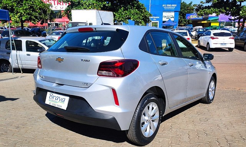 Chevrolet Onix Plus ...
