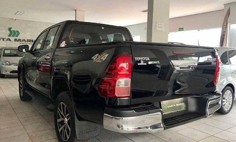 Hilux Cd Srx 2.8 4X4...