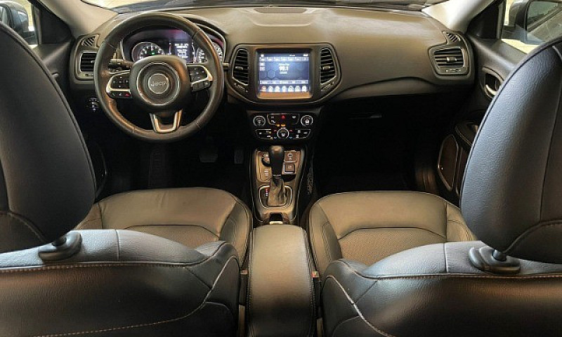 Jeep Compass Longitu...