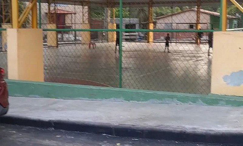Vendem Se Village Co...