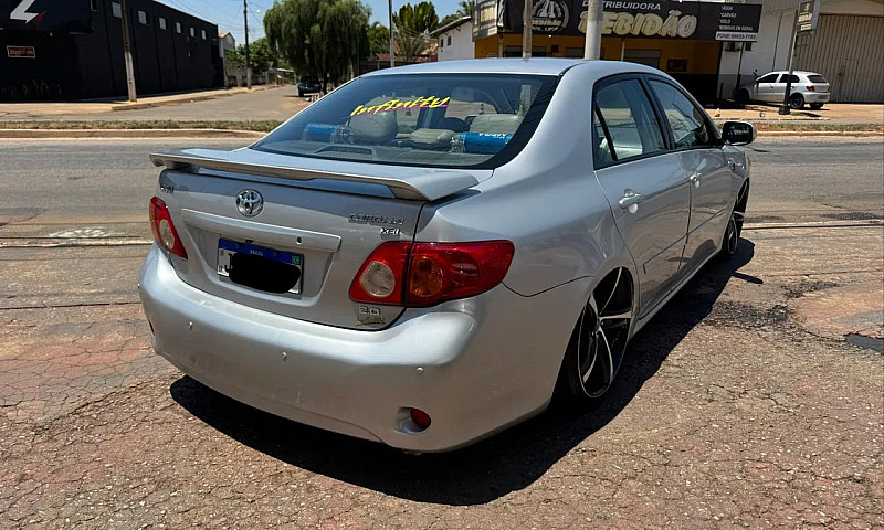 Toyota Corolla Xei 1...