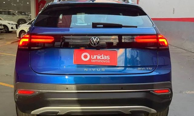 Volkswagen Nivus Hig...