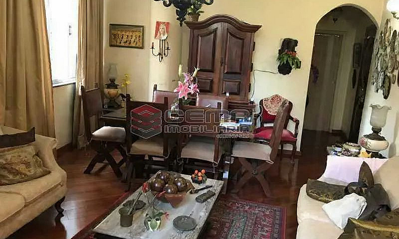 Apartamento : / Resi...