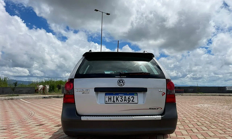 Volkswagen Parati Su...