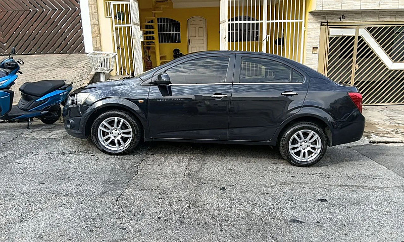 Chevrolet Sonic Sed....