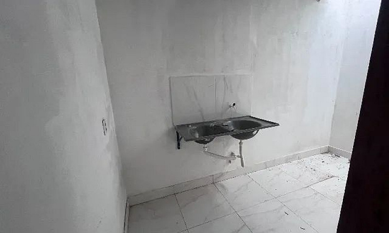 Aluga-Se Kitnet No P...