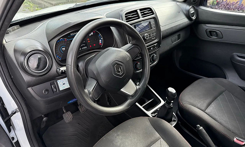 Renault Kwid Zen 1.0...
