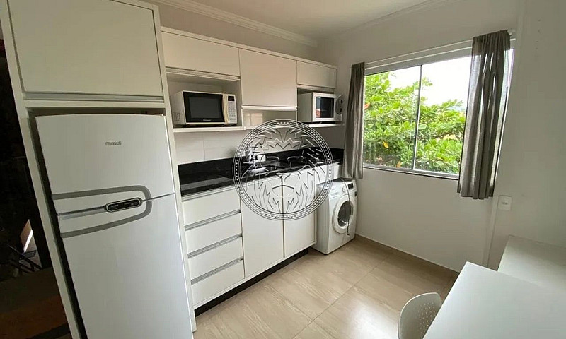 Studio Mobiliado Par...
