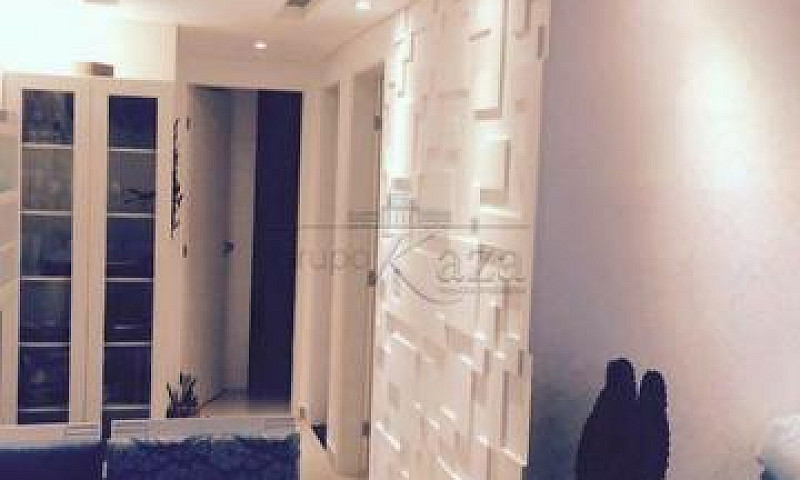Apartamento / Padrão...
