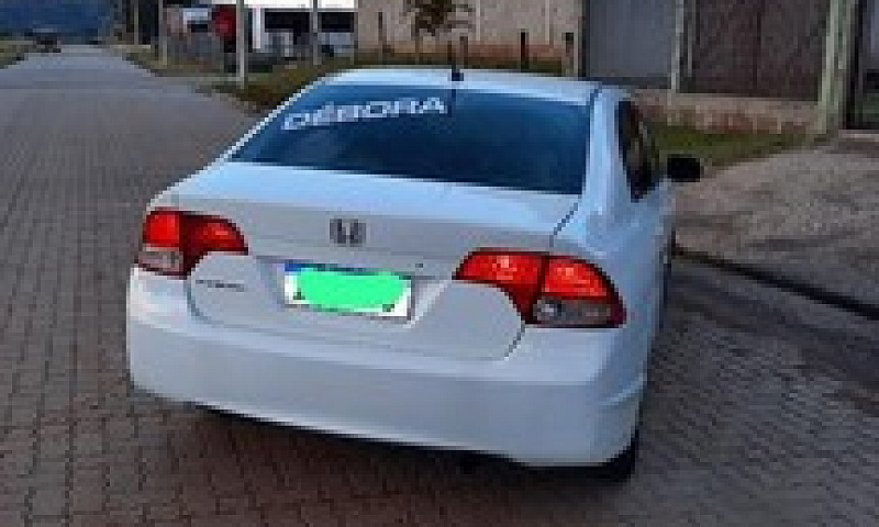 Honda Civic 2010...