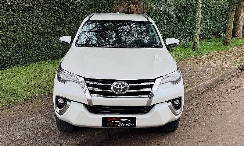 Toyota Hilux Sw4 Srx...