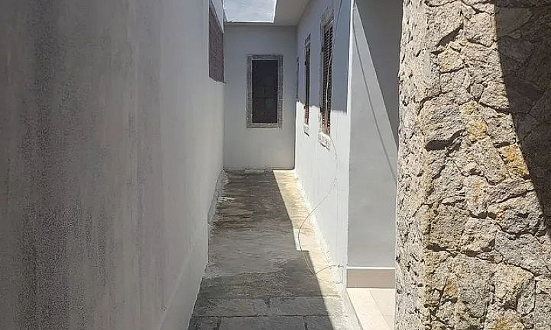 Casa Com 2 Quartos N...
