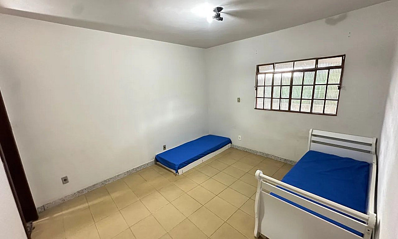 Alugo Casa De 4 Quar...