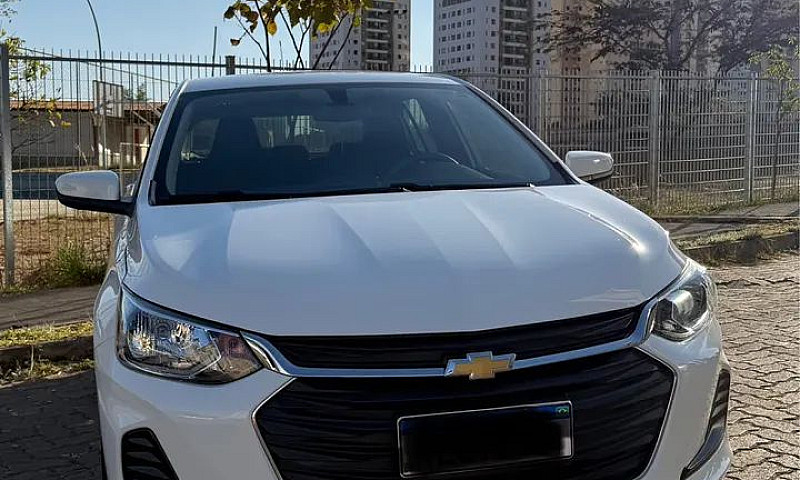 Chevrolet Onix Hatch...