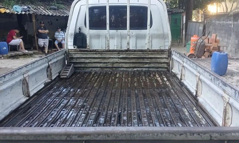 Kia Motors Bongo K-2...