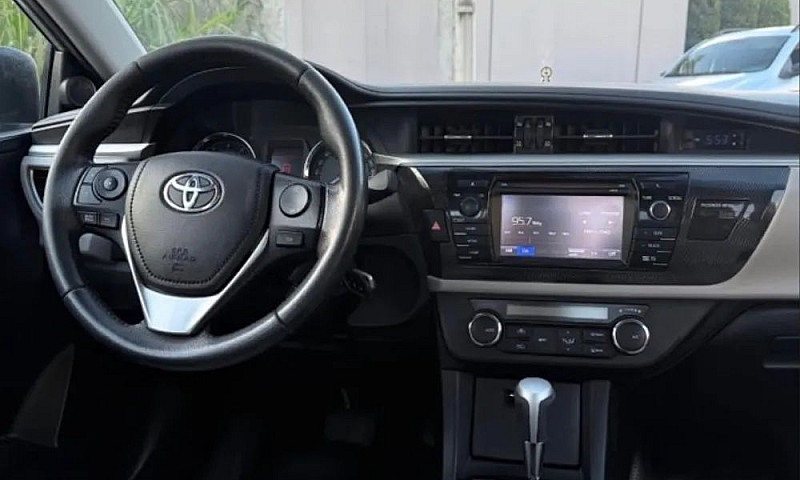 Toyota Corolla Xei 2...