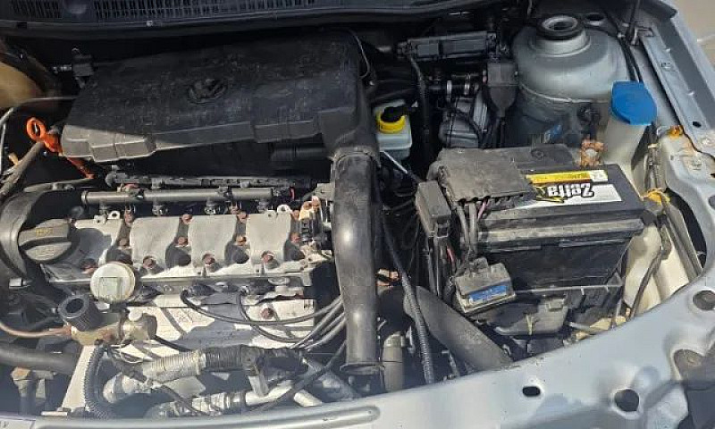 Volkswagen Voyage 1....