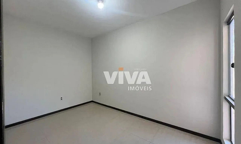 Casa Com 3 Dormitóri...