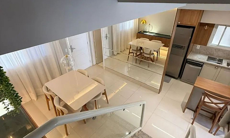 Casa De Três Quartos...