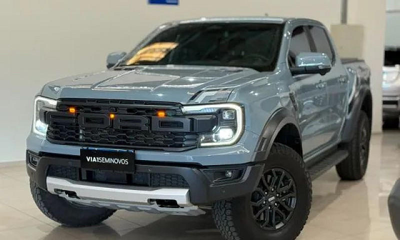 Ford Ranger Raptor 3...