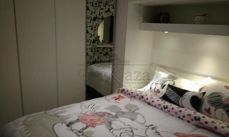 Apartamento / Padrão...