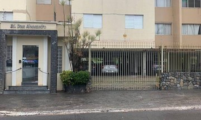 Apartamento Para Alu...