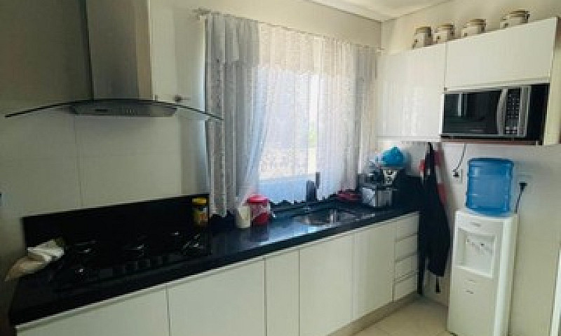 Casa Tipo Sobrado Co...