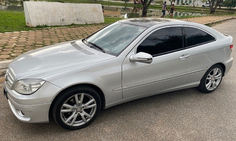 Mercedes Benz Clc200...