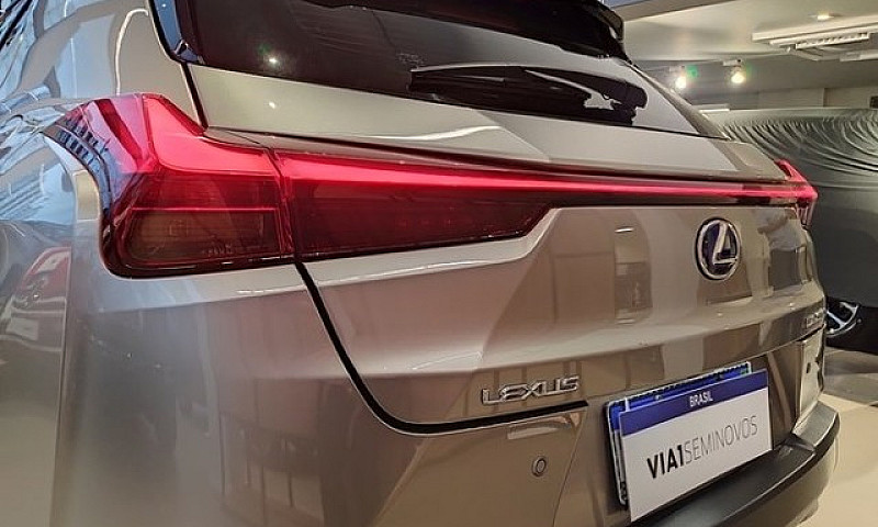 Lexus Ux250H  2.0 Wt...